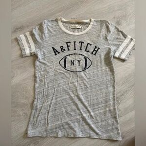 Abercrombie & Fitch Graphic Tee